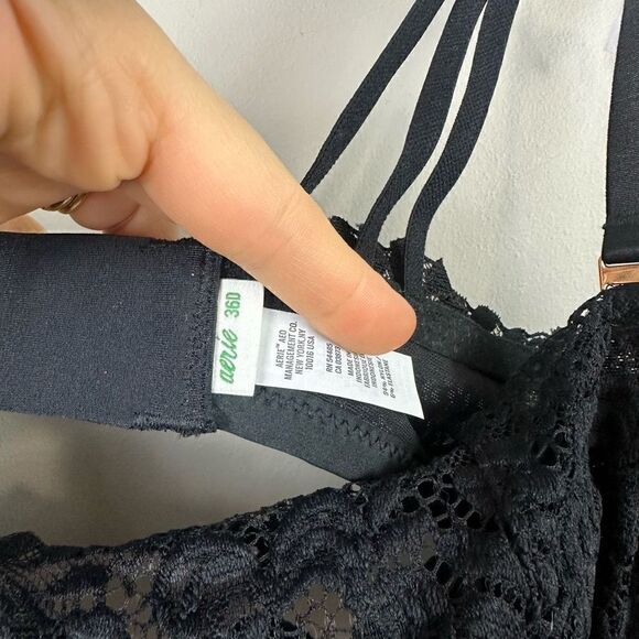 Aerie lace overlay balconette push up black bra 36D - Picture 5 of 6